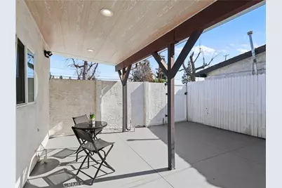 15801 Chatsworth, Granada Hills, CA 91344 - Photo 35