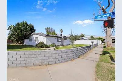 15801 Chatsworth, Granada Hills, CA 91344 - Photo 3