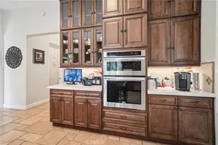 17401 Raymer St, Sherwood Forest, CA 91325 - Photo 11