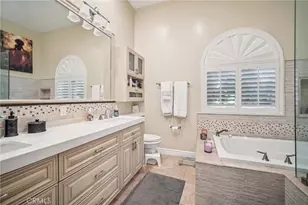 17401 Raymer St, Sherwood Forest, CA 91325 - Photo 19