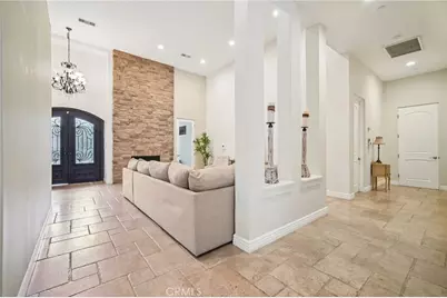 17401 Raymer Street, Sherwood Forest, CA 91325 - Photo 5