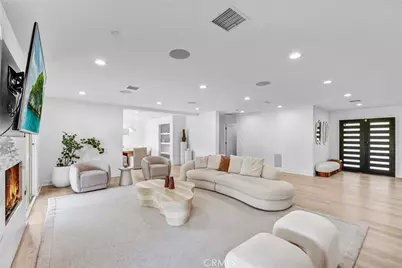 23245 Gonzales Drive, Woodland Hills, CA 91367 - Photo 11