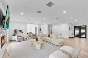 23245 Gonzales Dr, Woodland Hills, CA 91367 - Photo 11