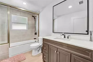 23245 Gonzales Dr, Woodland Hills, CA 91367 - Photo 33