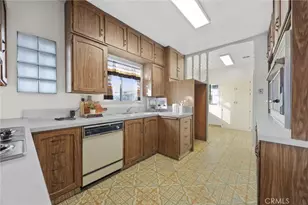 240 S Real, Bakersfield, CA 93309 - Photo 13