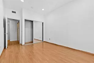 16940 Chatsworth, Granada Hills, CA 91344 - Photo 23