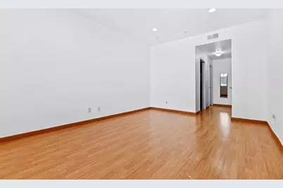 16940 Chatsworth #208, Granada Hills, CA 91344 - Photo 27