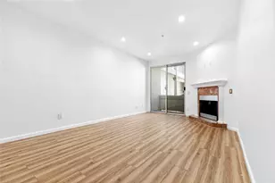 16940 Chatsworth, Granada Hills, CA 91344 - Photo 9