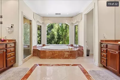 4755 Vanalden, Tarzana, CA 91356 - Photo 17