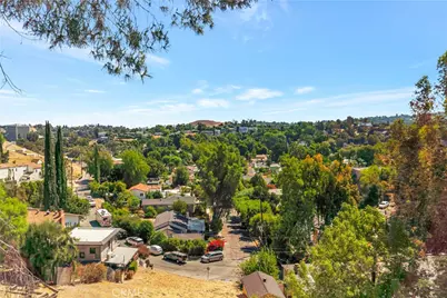 5102 Medina Road, Woodland Hills, CA 91364 - Photo 31