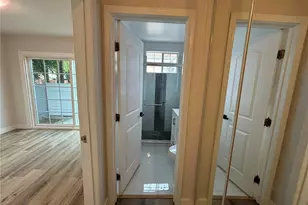 17730 Martha St, Encino, CA 91316 - Photo 11