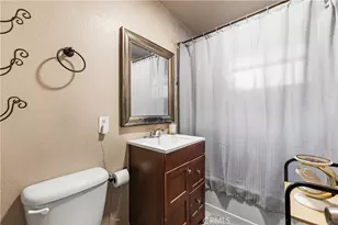 413 W 223rd St, Carson, CA 90745 - Photo 23