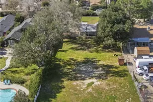 24824 Apple, Newhall, CA 91321 - Photo 5