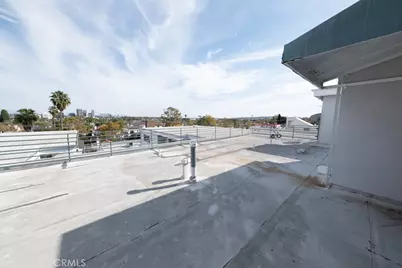 240 S Doheny Drive, Beverly Hills, CA 90211 - Photo 19