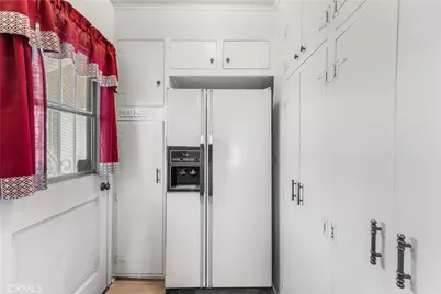 14239 Cohasset, Van Nuys, CA 91405 - Photo 9