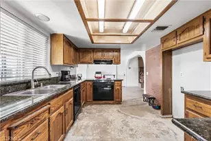 8424 Greenwood, California City, CA 93505 - Photo 21