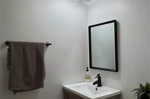 10141 Valley Circle Blvd, Chatsworth, CA 91311 - Photo 13