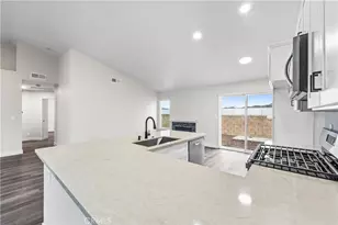 2611 Cold Creek, Rosamond, CA 93560 - Photo 25