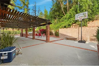 19122 Weston, Tarzana, CA 91356 - Photo 41