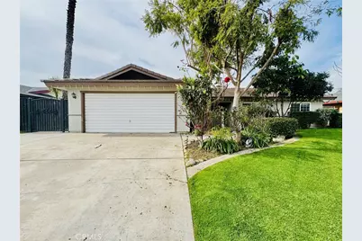 2415 Bladen, Bakersfield, CA 93309 - Photo 3