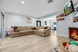 18550 Hatteras, Tarzana, CA 91356 - Photo 3