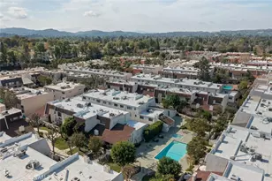 6227 1/2 Randi, Woodland Hills, CA 91367 - Photo 37