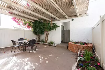 231 Green Lea, Thousand Oaks, CA 91361 - Photo 15