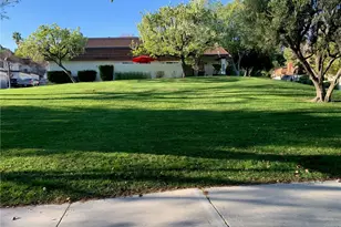 10065 Larwin, Chatsworth, CA 91311 - Photo 3