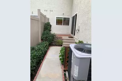 10065 Larwin #5, Chatsworth, CA 91311 - Photo 23