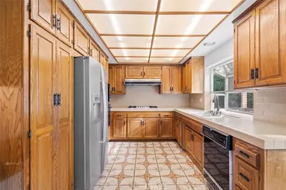 11861 Darby Avenue, Porter Ranch, CA 91326 - Photo 21