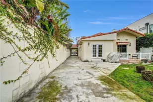 434 S Clark, Beverly Hills, CA 90211 - Photo 27