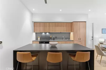 1030 N Kings #405, West Hollywood, CA 90069 - Photo 3