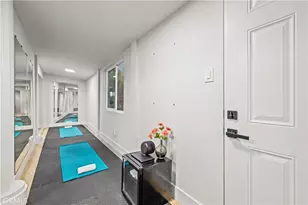 22263 Flanco, Woodland Hills, CA 91364 - Photo 35