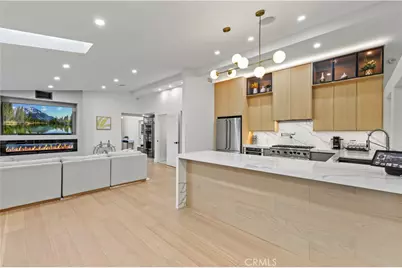 22263 Flanco, Woodland Hills, CA 91364 - Photo 19