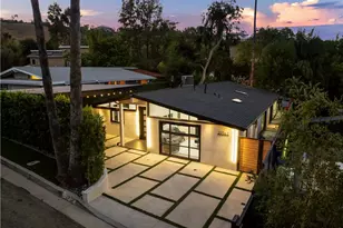 22263 Flanco, Woodland Hills, CA 91364 - Photo 65