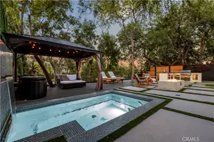 22263 Flanco, Woodland Hills, CA 91364 - Photo 9