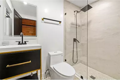 22263 Flanco, Woodland Hills, CA 91364 - Photo 41