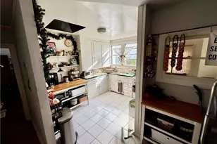 79 N Berkeley, Pasadena, CA 91107 - Photo 11