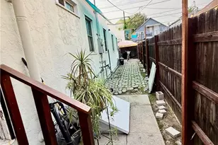 79 N Berkeley, Pasadena, CA 91107 - Photo 25