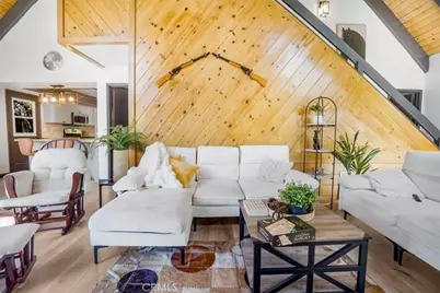 695 Grass Valley Road, Lake Arrowhead, CA 92352 - Photo 13