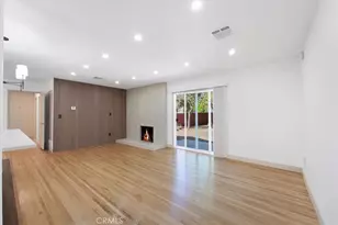 8581 Owensmouth, Canoga Park, CA 91304 - Photo 9