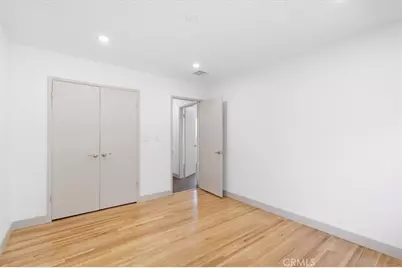 8581 Owensmouth, Canoga Park, CA 91304 - Photo 19