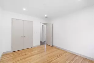 8581 Owensmouth, Canoga Park, CA 91304 - Photo 19