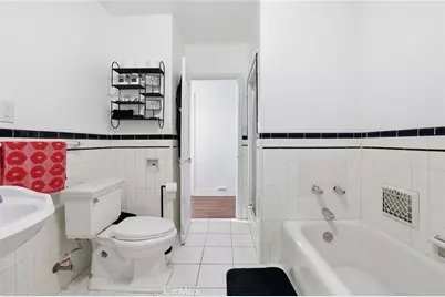 4916 W 12th Street, Los Angeles, CA 90019 - Photo 21