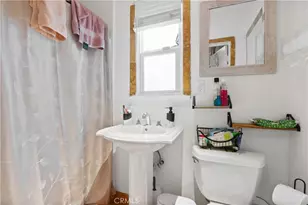 1921 Chariton St, Los Angeles, CA 90034 - Photo 11
