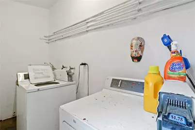 1921 Chariton Street, Los Angeles, CA 90034 - Photo 21