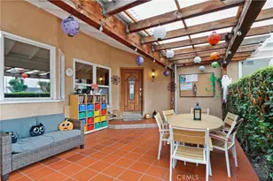 1921 Chariton St, Los Angeles, CA 90034 - Photo 3