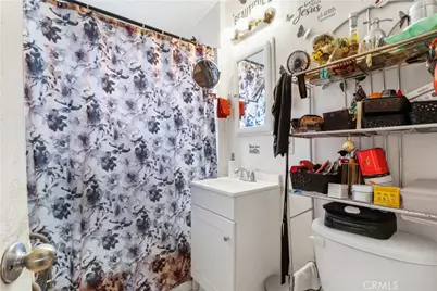 1921 Chariton Street, Los Angeles, CA 90034 - Photo 29