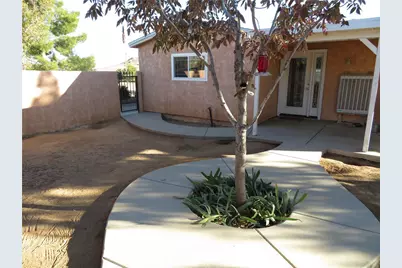 3840 Lupine, Rosamond, CA 93560 - Photo 9