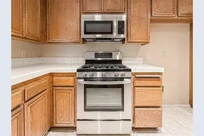 5542 Las Virgenes Road #97, Calabasas, CA 91302 - Photo 17